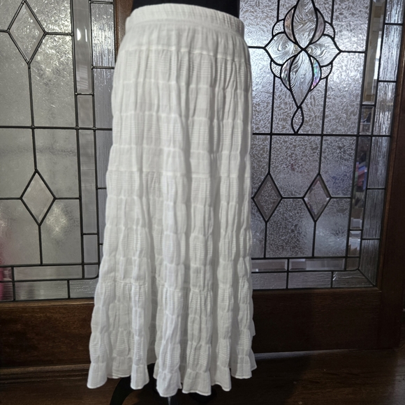 Rachel Zoe Dresses & Skirts - Rachel Zoe White Maxi Skirt